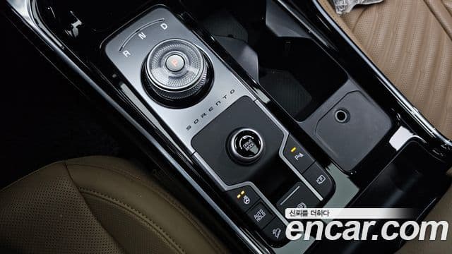 Kia Sorento 2024 — Фото 9/20