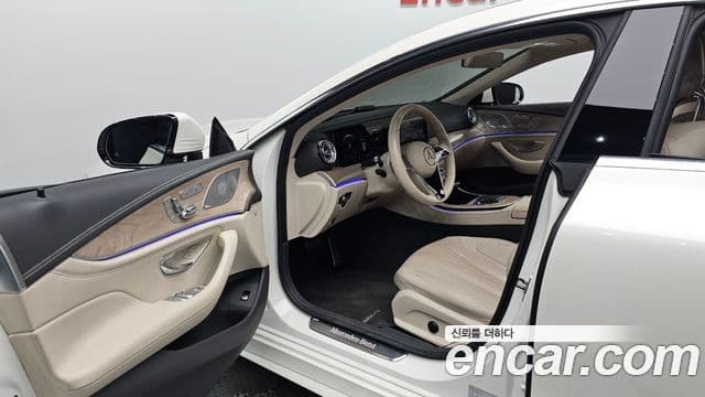Mercedes-Benz CLS-Class 2023 — Photo 13/34