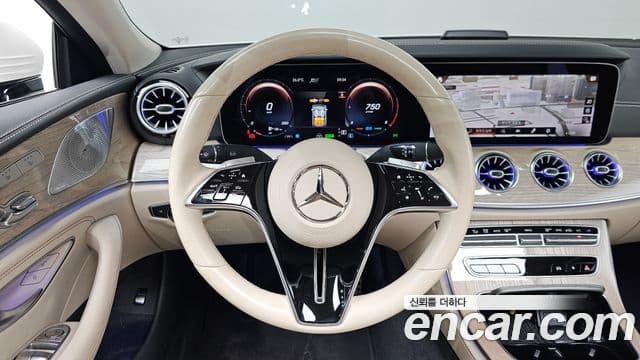 Mercedes-Benz CLS-Class 2023 — Photo 18/34