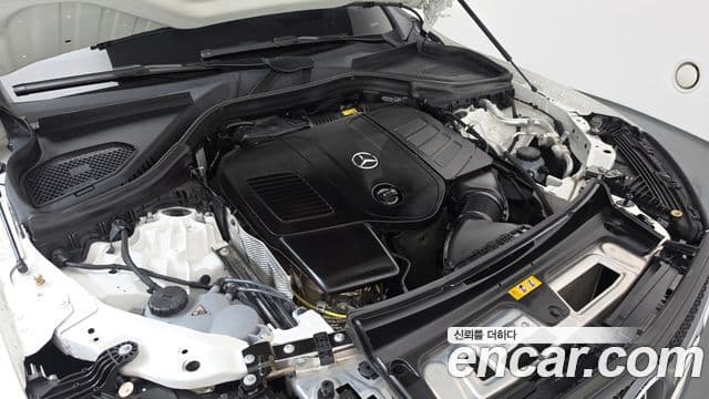 Mercedes-Benz GLC-Class 2024 — Şəkil 13/34