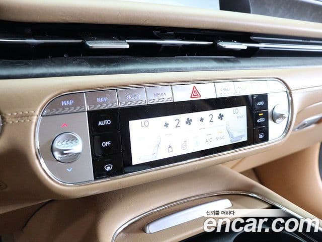 Genesis G90 2022 — Photo 20/20