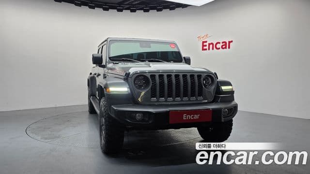 Jeep Gladiator 2023 — Photo 15/20