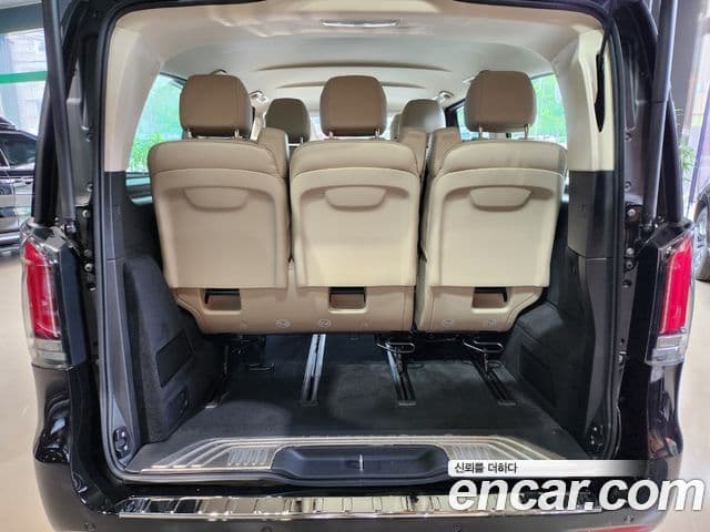 Mercedes-Benz V-Class 2025 — Фото 3/15