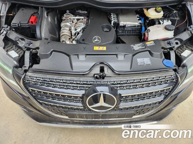 Mercedes-Benz V-Class 2025 — Фото 5/15