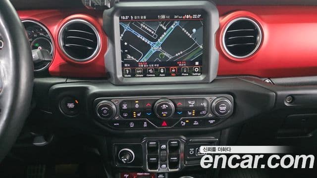 Jeep Wrangler 2022 — Photo 6/20
