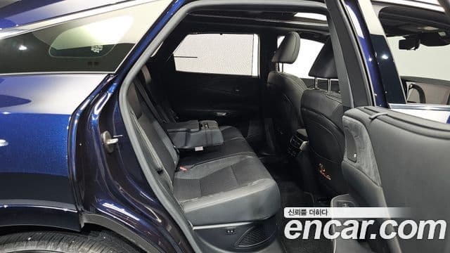 Lexus RX350h 2023 — Фото 11/20