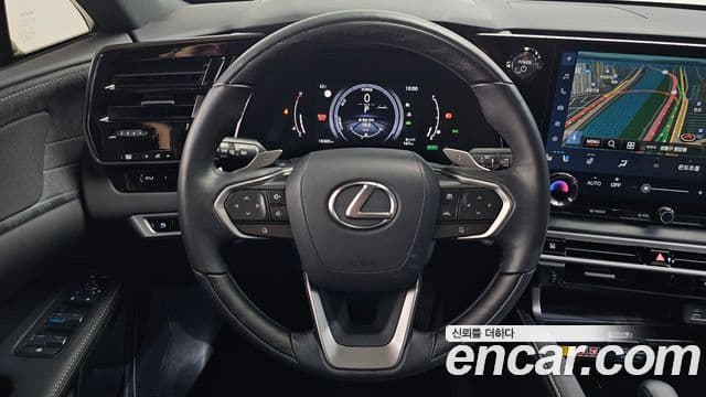 Lexus RX350h 2023 — Фото 13/20