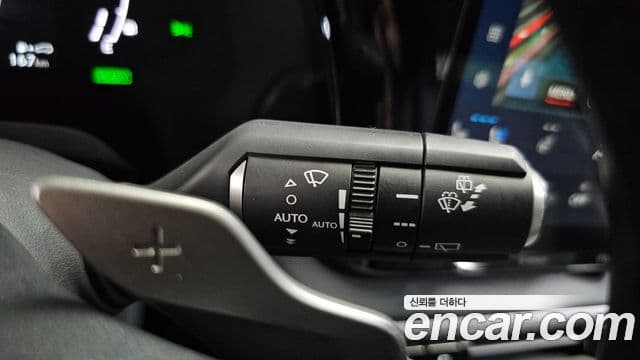 Lexus RX350h 2023 — Photo 24/43