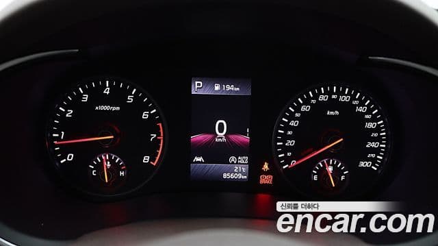 Kia Stinger 2021 — Фото 15/20