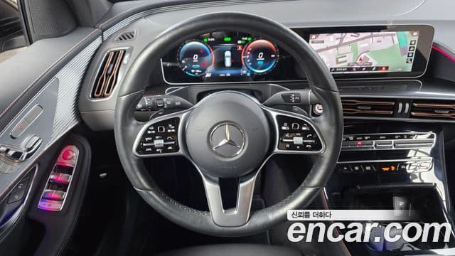 Mercedes-Benz EQC 2020 — ფოტო 21/31