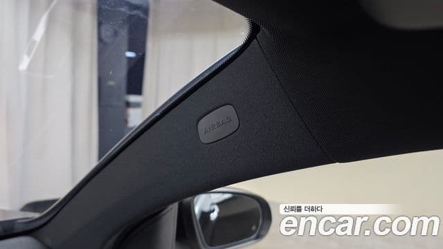Mercedes-Benz EQC 2020 — ფოტო 9/31