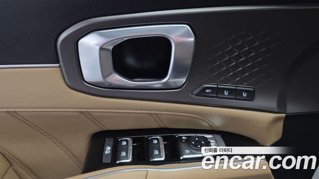 Kia Sorento 2024 — Фото 13/20