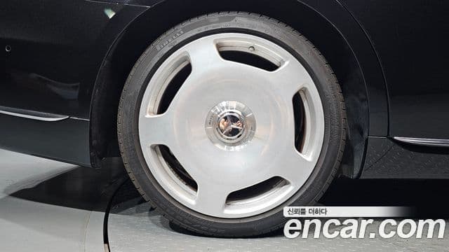 Mercedes-Benz S-Class 2021 — ფოტო 17/20