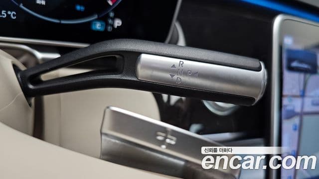 Mercedes-Benz S-Class 2021 — ფოტო 19/20