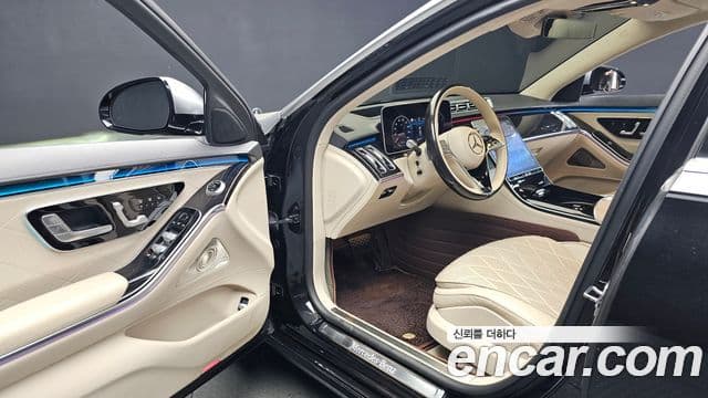 Mercedes-Benz S-Class 2021 — ფოტო 15/20
