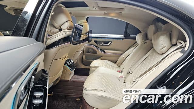 Mercedes-Benz S-Class 2021 — ფოტო 14/20