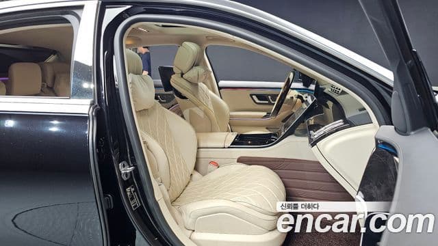 Mercedes-Benz S-Class 2021 — ფოტო 8/20