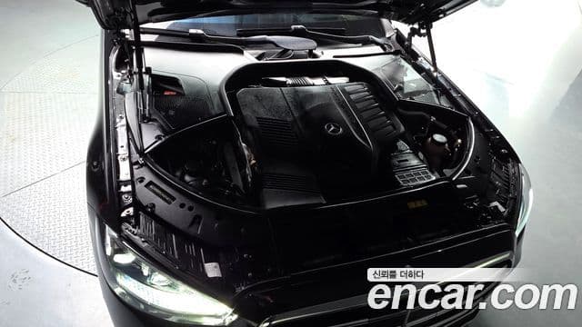 Mercedes-Benz S-Class 2021 — Photo 32/32