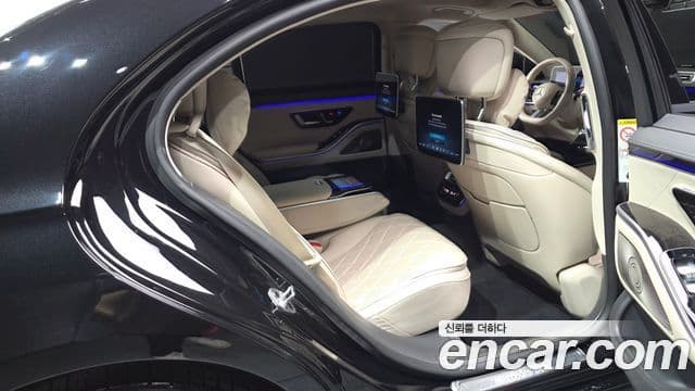 Mercedes-Benz S-Class 2021 — Photo 31/32