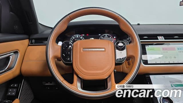 Land Rover Range Rover Velar 2018 — Фото 14/20