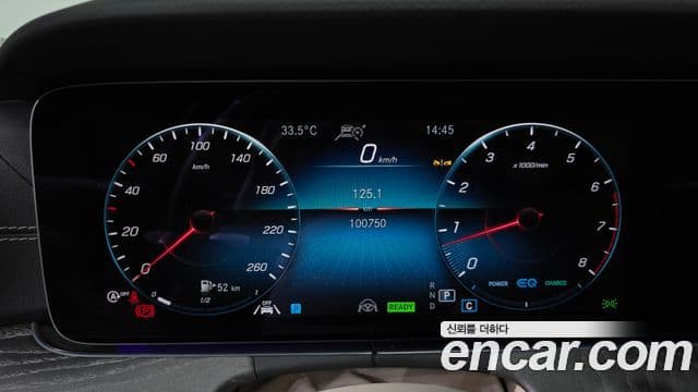 Mercedes-Benz CLS-Class 2022 — Photo 17/35
