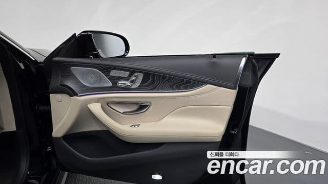 Mercedes-Benz CLS-Class 2022 — Photo 25/35