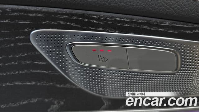 Mercedes-Benz CLS-Class 2022 — Photo 7/35