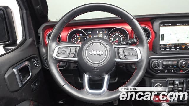 Jeep Wrangler 2022 — Şəkil 30/32