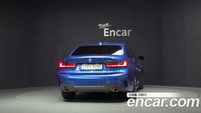 BMW 3 Series 2021 — ფოტო 4/32
