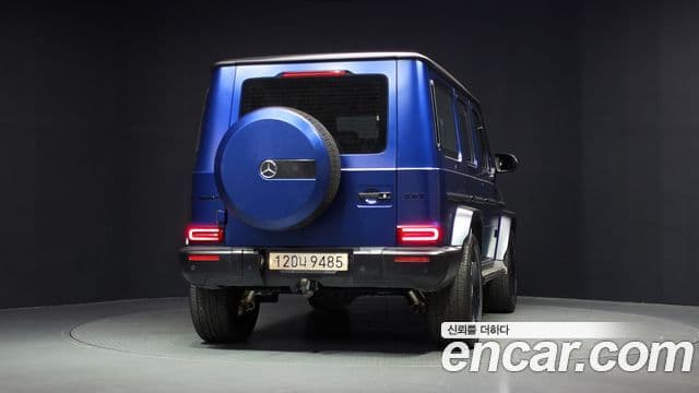 Mercedes-Benz G-Class 2023 — ფოტო 14/33