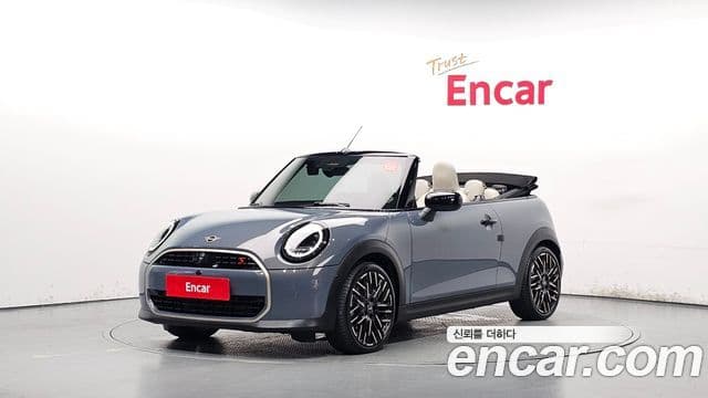 Mini Cooper S Convertible 2025 — Фото 1/20
