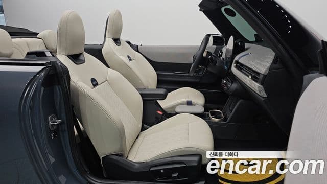 Mini Cooper S Convertible 2025 — Фото 10/20