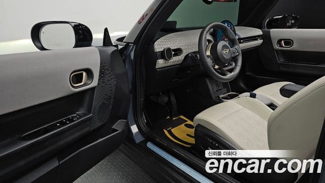 Mini Cooper S Convertible 2025 — Фото 11/20