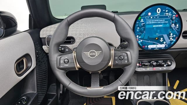 Mini Cooper S Convertible 2025 — Фото 13/20