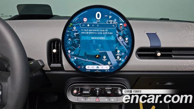 Mini Cooper S Convertible 2025 — Фото 14/20
