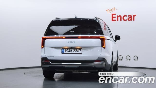 Kia Carnival 2024 — Şəkil 16/34
