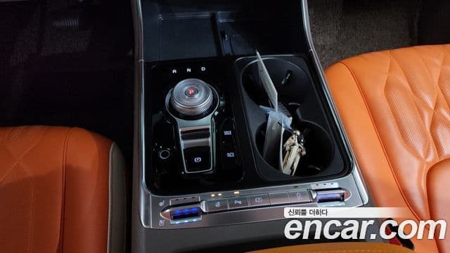 Kia Carnival 2024 — Şəkil 9/34