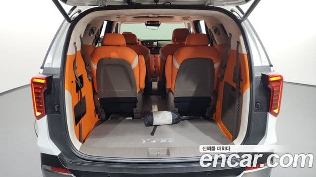 Kia Carnival 2024 — Şəkil 19/34