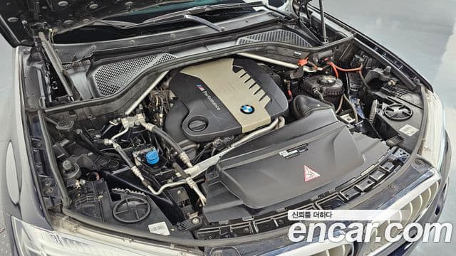 BMW X5 2018 — Photo 4/34