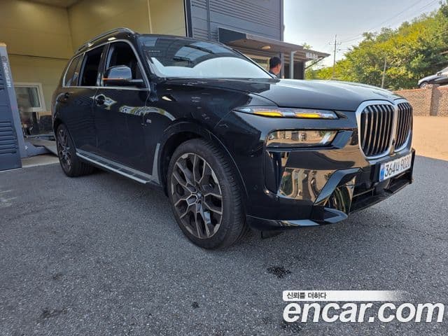 BMW X7 2026 — ფოტო 6/8
