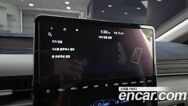 Hyundai Staria 2025 — Photo 18/30