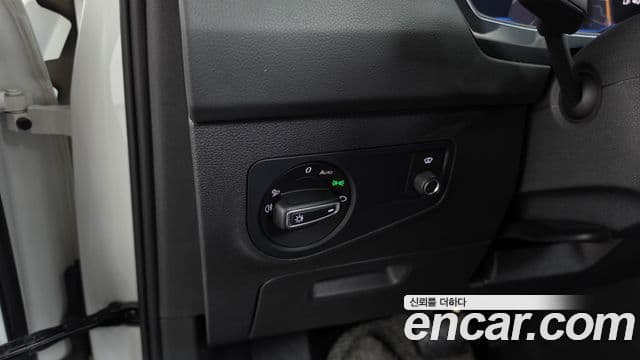 Volkswagen Tiguan 2023 — Photo 14/37