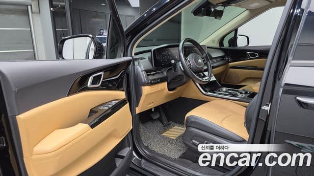 Kia Carnival 2021 — Фото 10/20