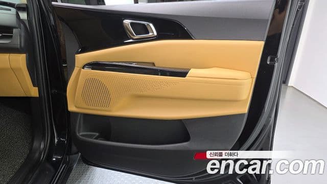 Kia Carnival 2021 — Şəkil 7/32