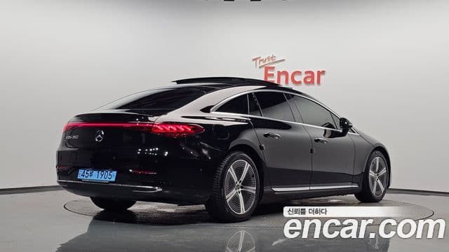 Mercedes-Benz EQS 2022 — ფოტო 26/34