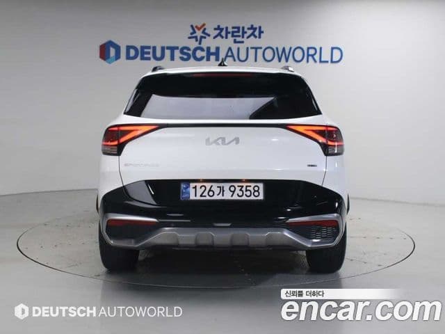 Kia Sportage 2022 — Фото 3/20