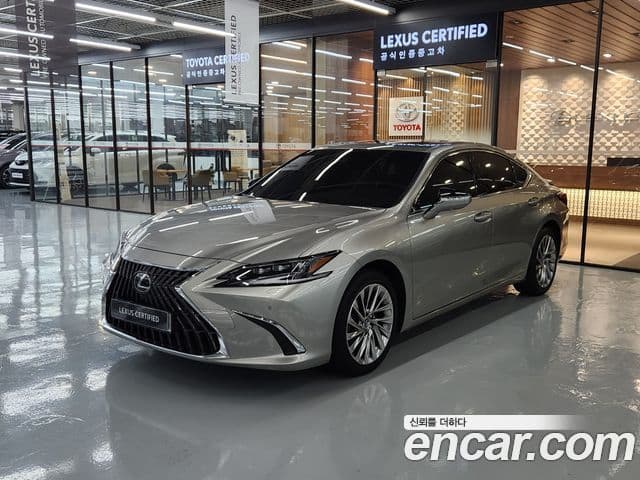 Lexus ES300h 2024 — Şəkil 2/19