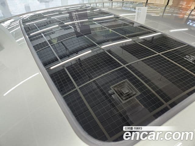 Lexus ES300h 2024 — Şəkil 16/19