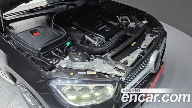 Mercedes-Benz GLC-Class 2021 — Photo 4/32