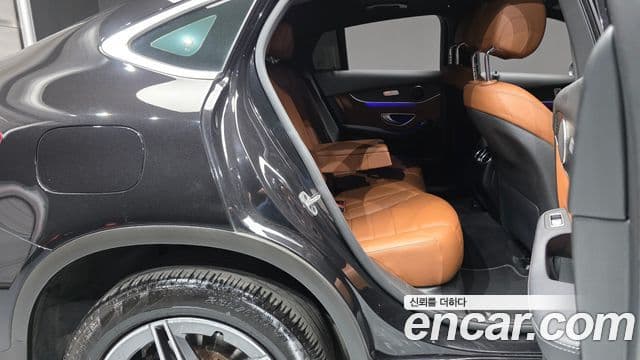 Mercedes-Benz GLC-Class 2021 — Photo 16/32